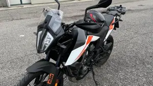 KTM 390 Adventure (2020)  (2)