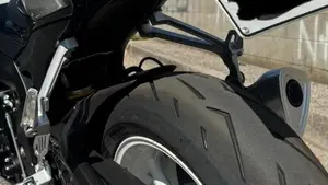 Suzuki GSX R 600 (2008 - 10)  (10)