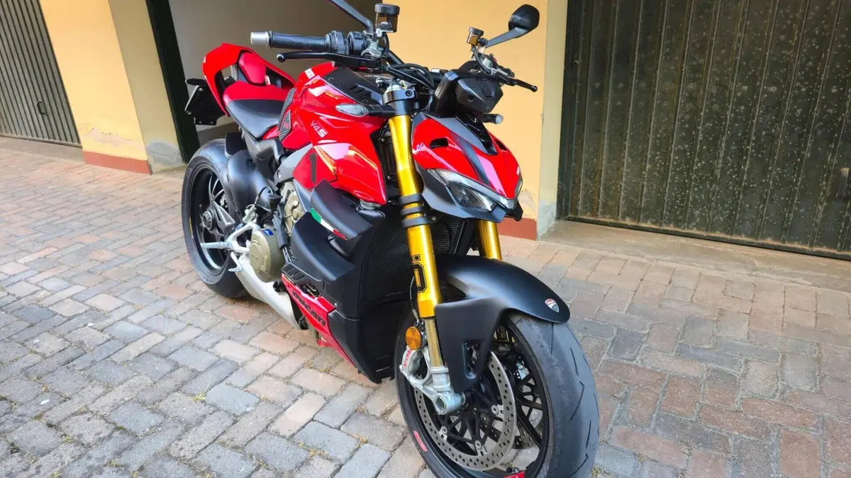 Ducati Streetfighter V4 1100 S (2020)  (2)