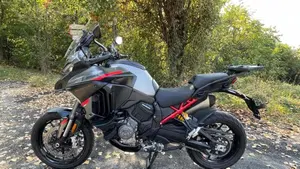 Ducati Multistrada V4 S Grand Tour (2024)  (2)