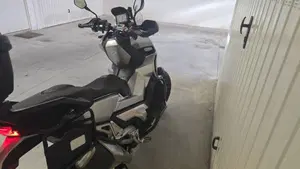 Honda X-ADV 750 Travel Edition (2018 - 20)  (11)