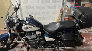 Royal Enfield Super Meteor 650 (2023 - 26)  (2)