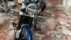 Royal Enfield Super Meteor 650 (2023 - 26)  (4)