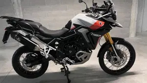 Triumph Tiger 900 Rally Pro (2024 - 26)  (2)