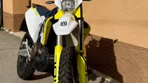 Husqvarna 701 Enduro (2023 - 25)  (2)