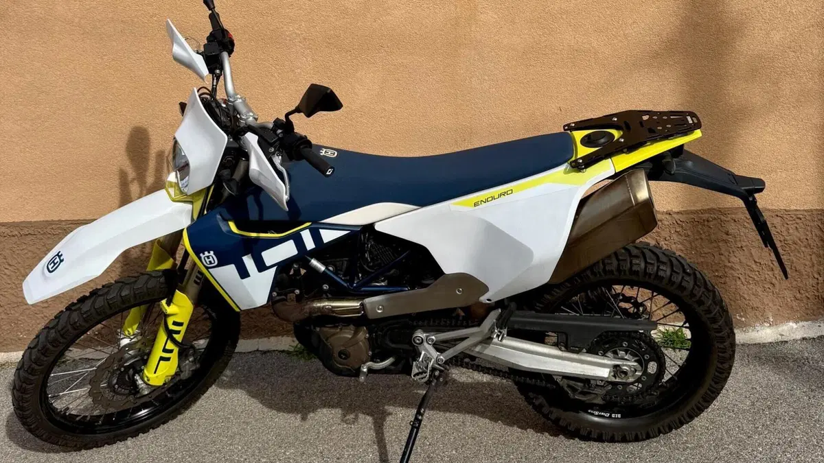 Husqvarna 701 Enduro (2023 - 25)  (4)