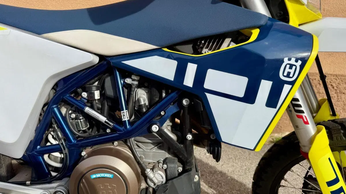 Husqvarna 701 Enduro (2023 - 25)  (6)