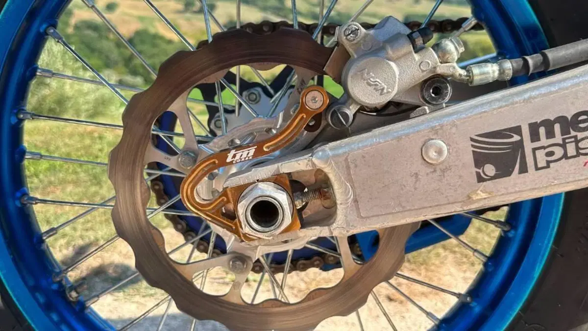 Tm Moto EN 250 ES Fi 2T TM Corse (2026)  (6)