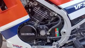 Honda   (4)