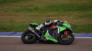 Kawasaki Ninja 1000 ZX-10R (2011 - 15)  (6)