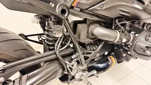Bmw R nineT 1200 Racer (2017 - 20)  (8)