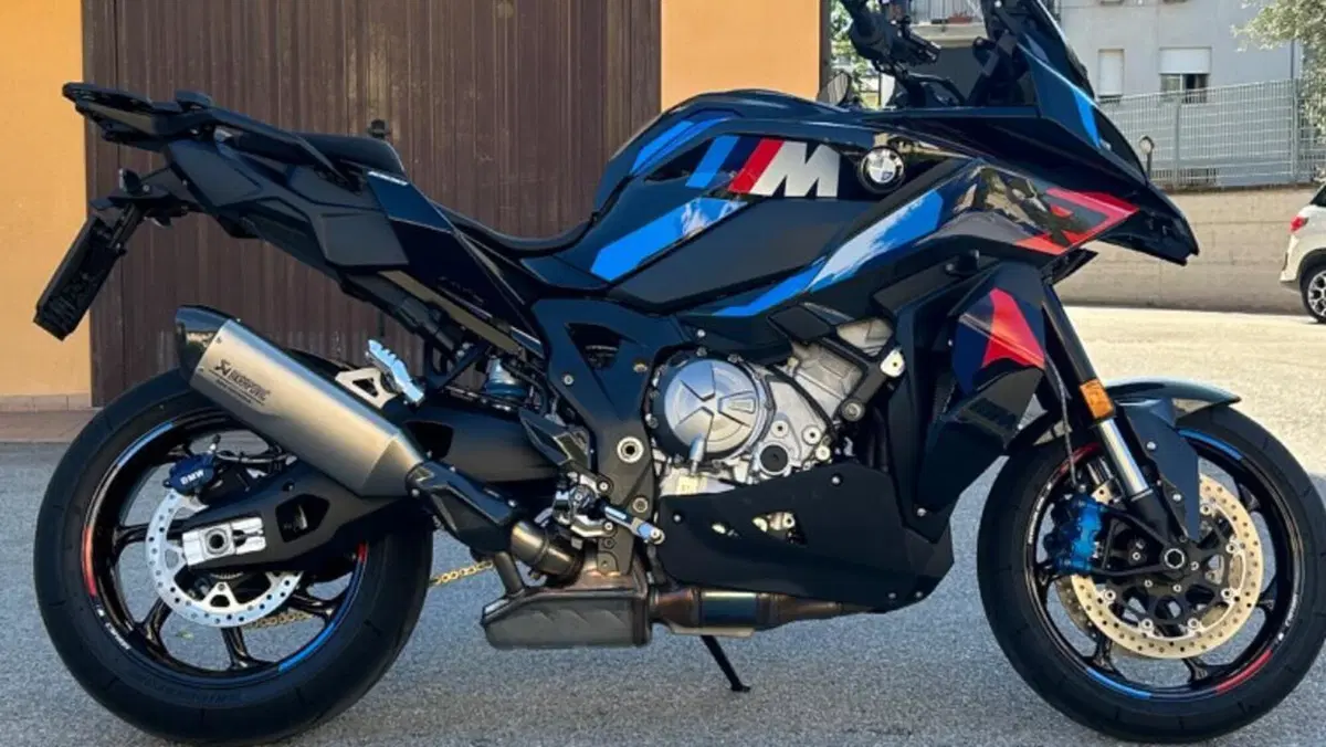Bmw M 1000 XR (2024 - 27)  (4)