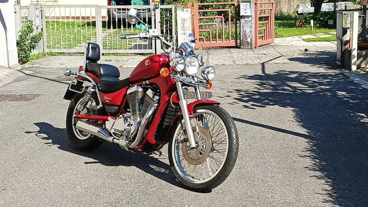 Suzuki  