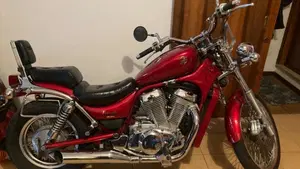 Suzuki   (3)
