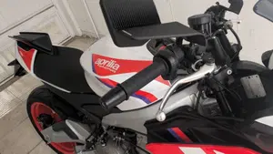 Aprilia Tuono 660 Factory (2022 - 24)  (3)