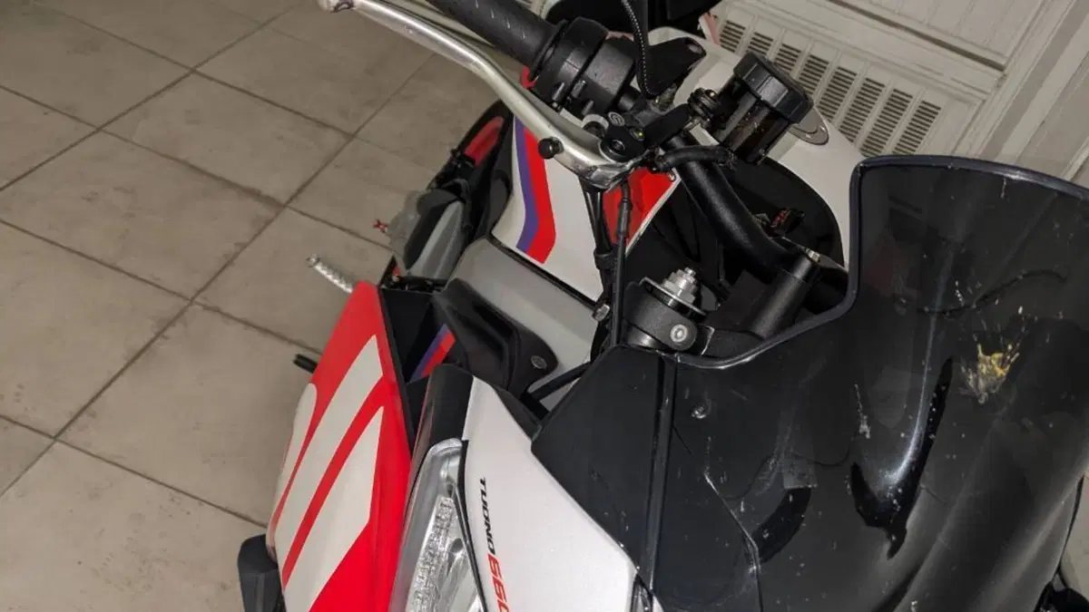 Aprilia Tuono 660 Factory (2022 - 24)  (4)