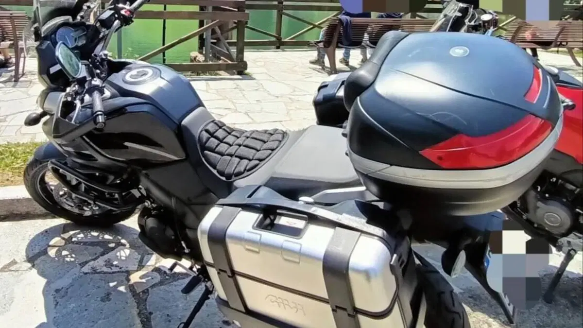 Suzuki V-Strom 1000 ABS (2014 - 17)  (2)