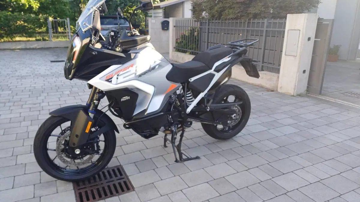 KTM 1290 Super Adventure S (2022 - 25)  (2)