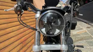 Harley-Davidson 883 R (2006 - 07) - XL 883R  (6)