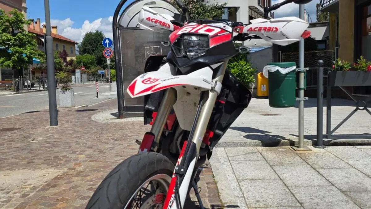 Husqvarna SM 610 (2008)  (4)