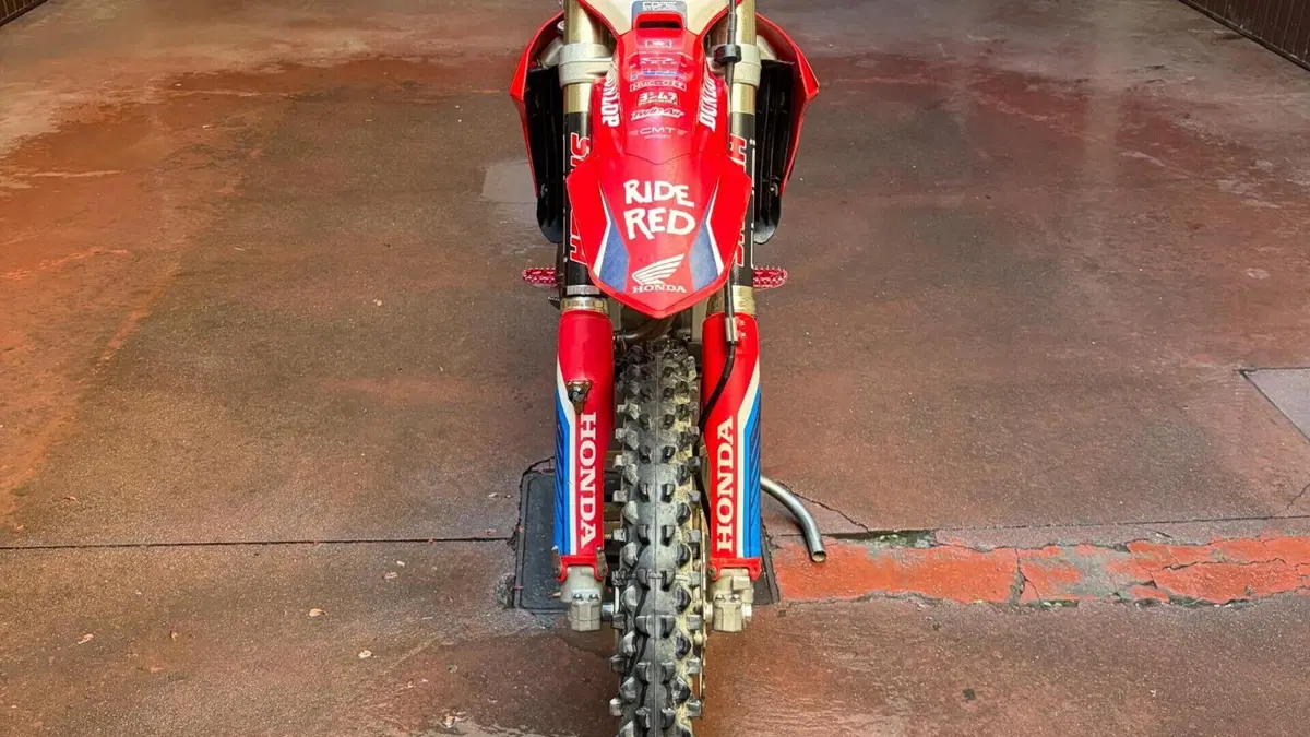 Honda CRF 250R (2022)  (3)
