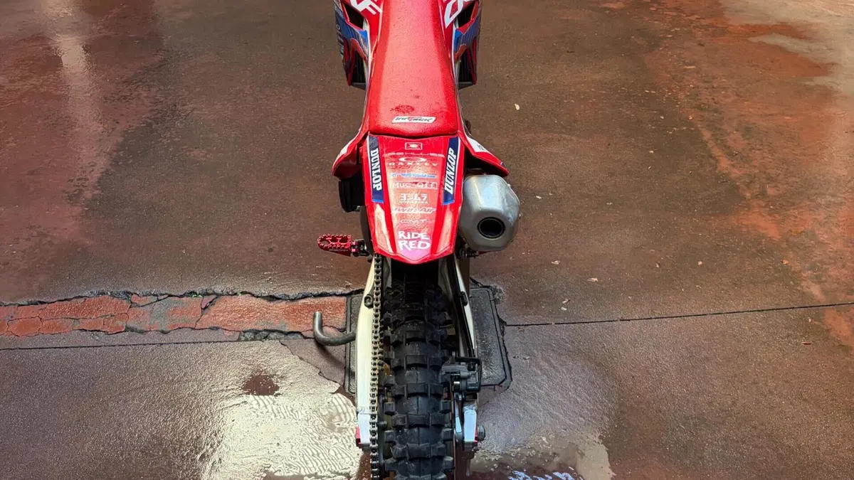 Honda CRF 250R (2022)  (7)