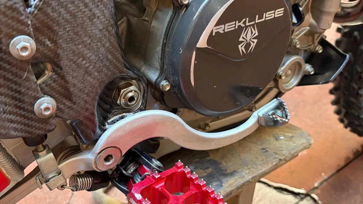 Honda CRF 250R (2022)  (8)