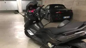 Yamaha T-Max 530 Black Max (2012 - 14)  (4)