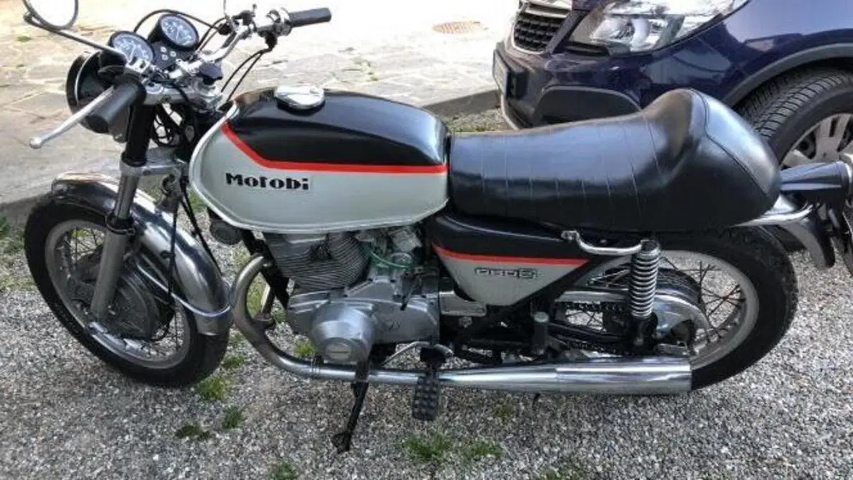 Motobi  