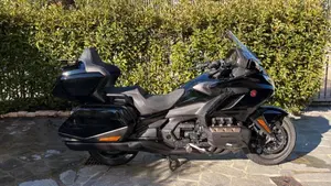Honda GL 1800 Gold Wing Tour (2021 - 23)  (2)