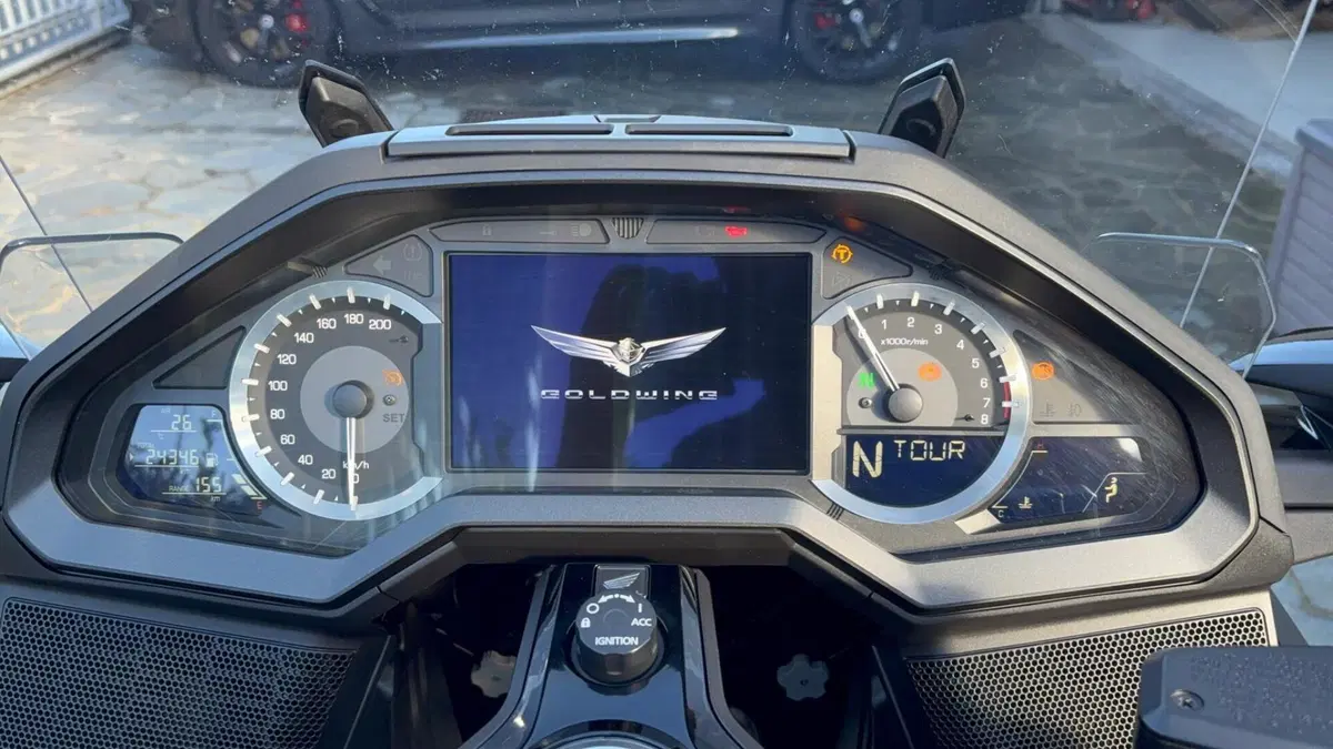 Honda GL 1800 Gold Wing Tour (2021 - 23)  (5)