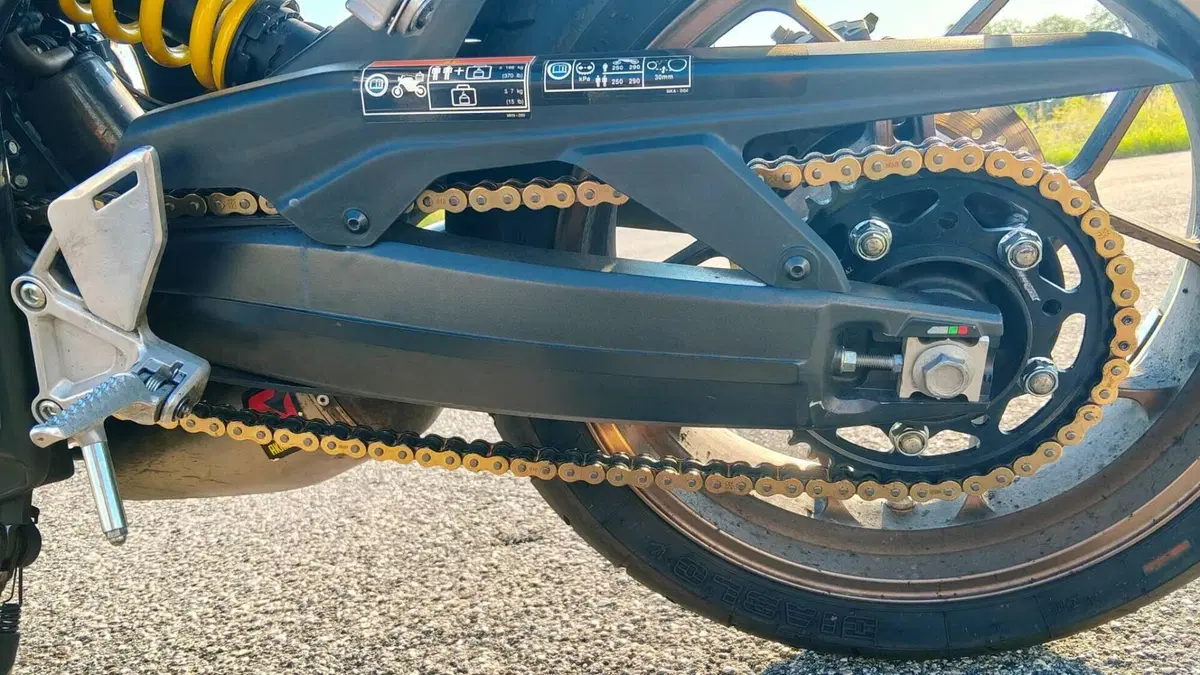 Honda CB 650 R (2019 - 20)  (5)