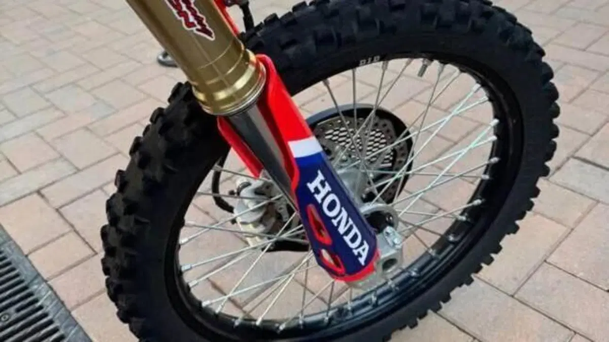 Honda CRF 400RX Enduro Special (2023)  (7)