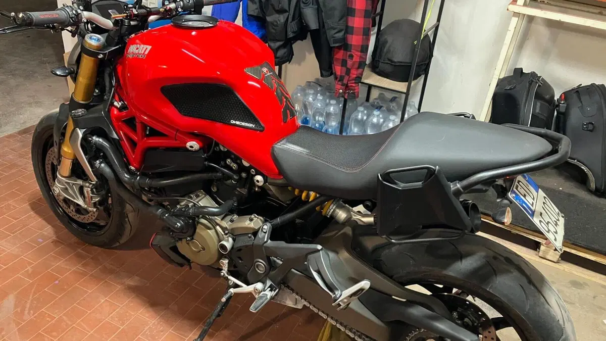 Ducati Monster 1200 S (2014 - 16)  (5)
