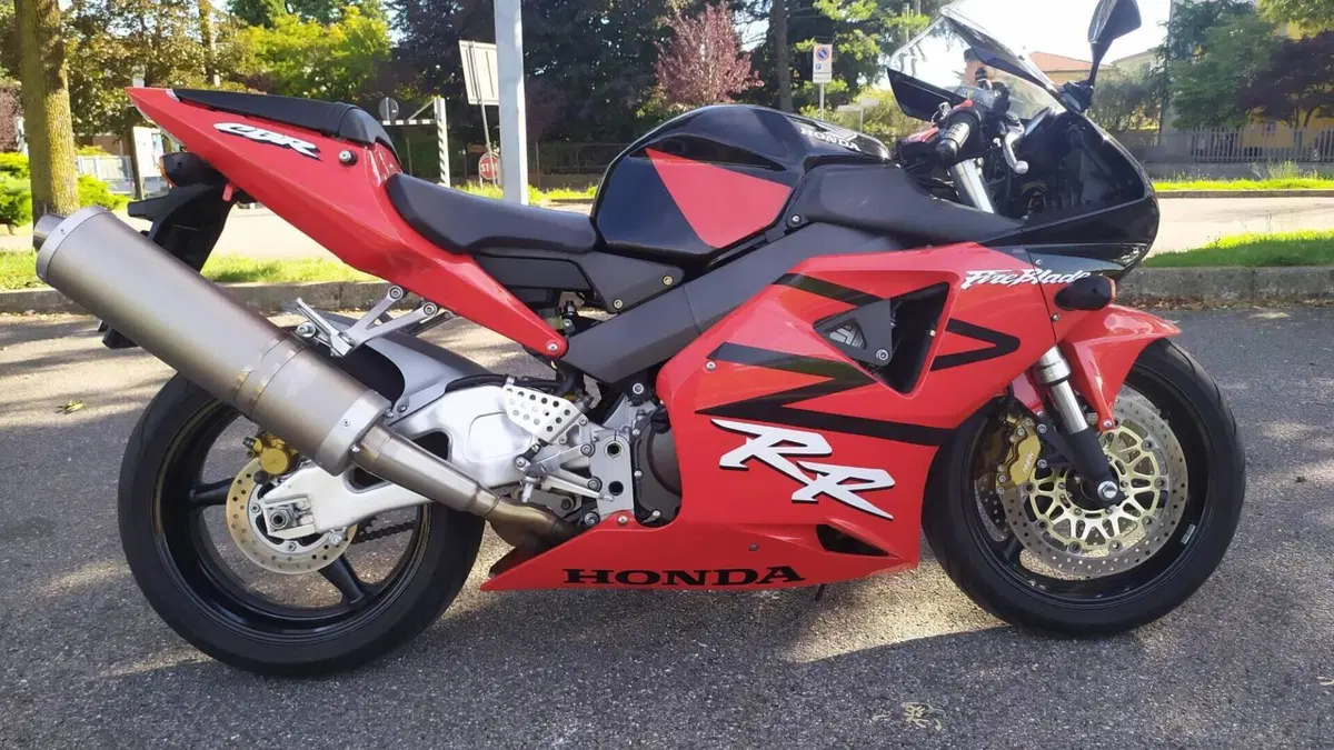 Honda CBR 900 RR Fireblade (2002 - 04) 