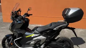 Honda X-ADV 750 DCT Gravel (2021 - 24)  (2)