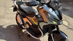 Honda X-ADV 750 DCT Gravel (2021 - 24)  (3)