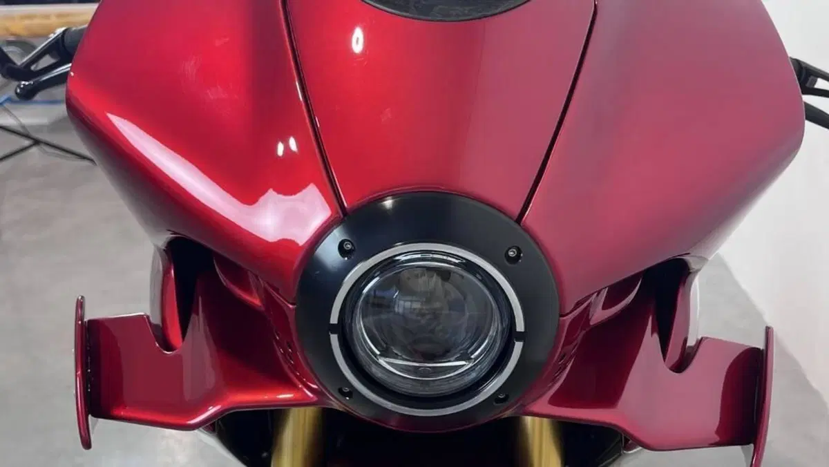 MV Agusta Superveloce 1000 Serie Oro (2024 - 26)  (8)