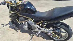 Kawasaki ER-6N (2005 - 08)  (2)