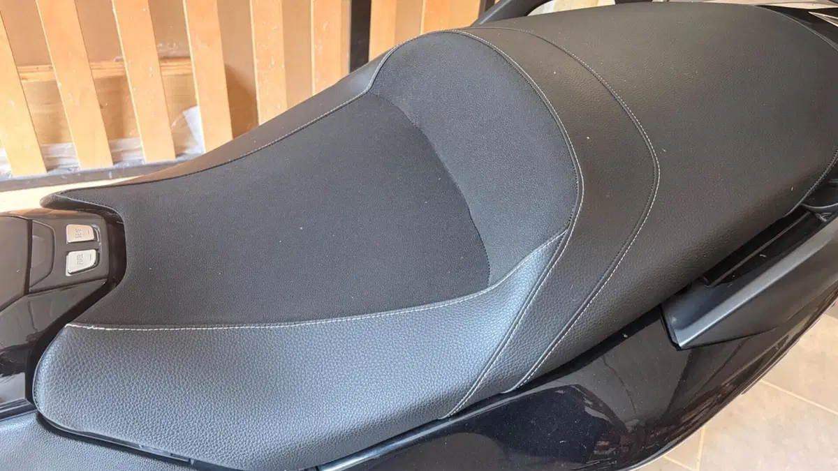Yamaha T-Max 530 DX (2017 - 19)  (4)