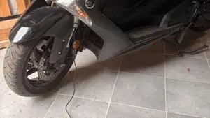 Yamaha T-Max 530 DX (2017 - 19)  (5)