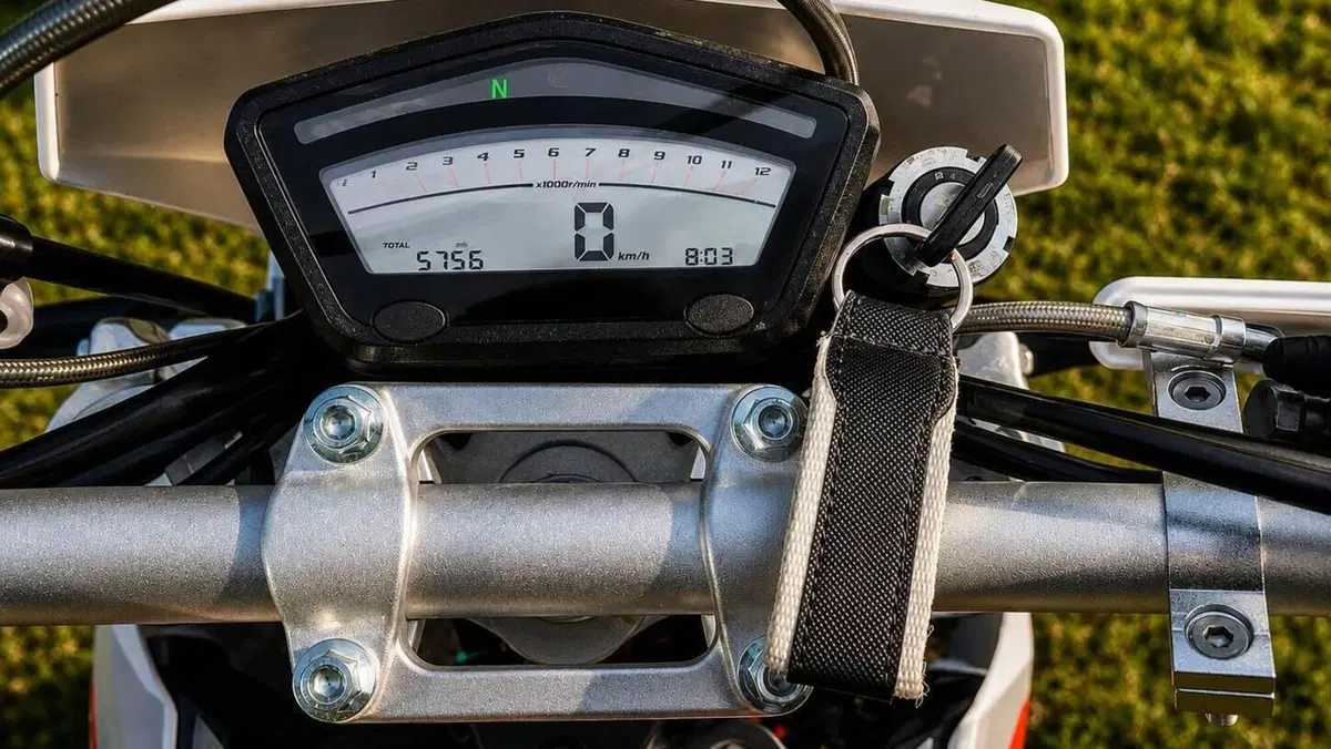 Swm SM 500 R (2021 - 24)  (5)