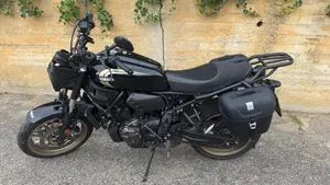 Yamaha XSR 700 (2022 - 26)  (2)