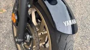 Yamaha XSR 700 (2022 - 26)  (7)