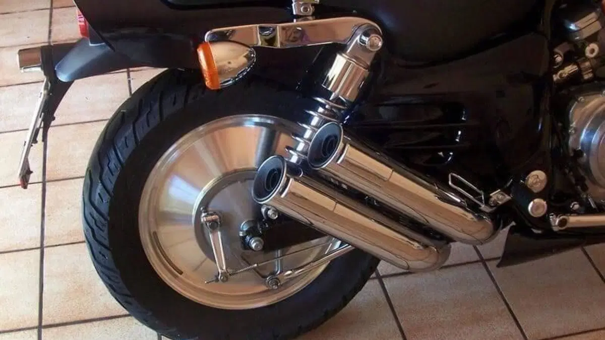Honda   (2)