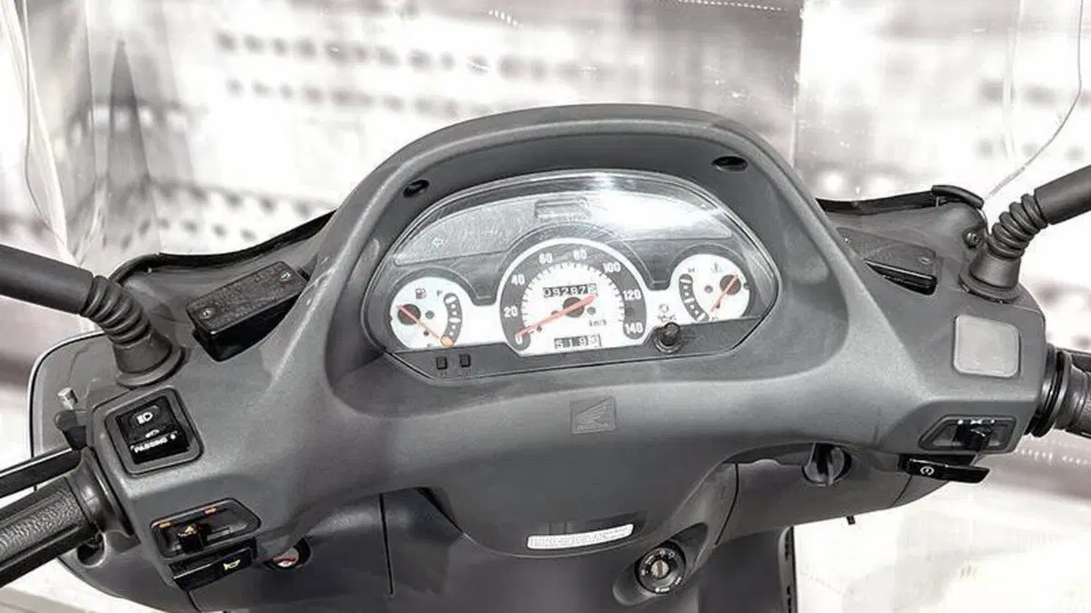 Honda Pantheon 125 (1998 - 02)  (6)