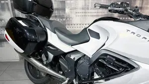 Triumph Trophy 1200 ABS (2012-15)  (2)
