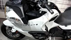 Triumph Trophy 1200 ABS (2012-15)  (6)