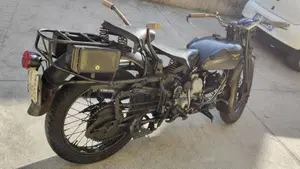Moto Guzzi   (4)