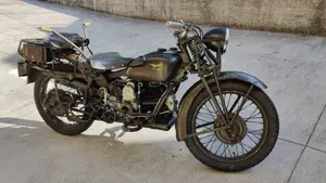 Moto Guzzi   (11)